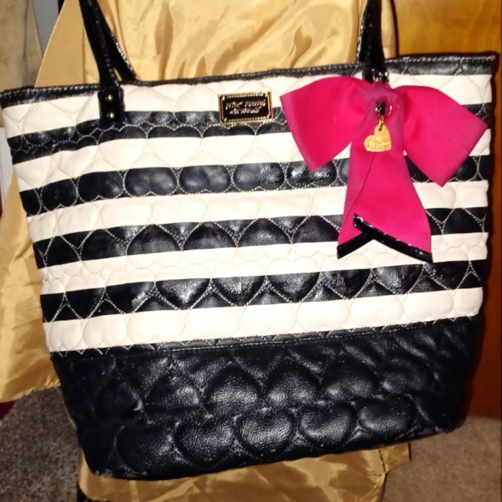 BETSEY JOHNSON purse
